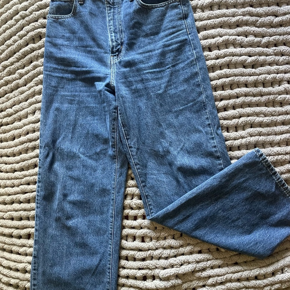 Levi's Women's High Rise Blue Jeans - Picture 2 of 6